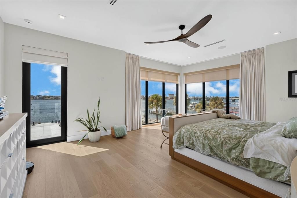 En Venta: $8,495,000 (4 camas, 5 baños, 6434 Pies cuadrados)