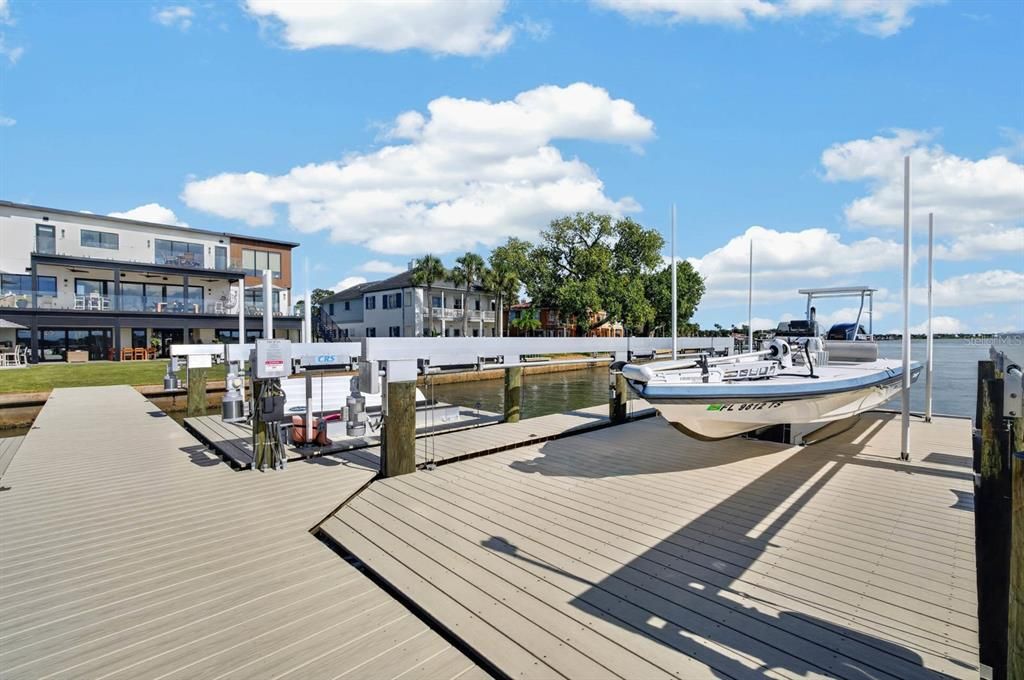 En Venta: $8,495,000 (4 camas, 5 baños, 6434 Pies cuadrados)