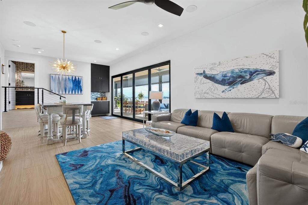 En Venta: $8,495,000 (4 camas, 5 baños, 6434 Pies cuadrados)