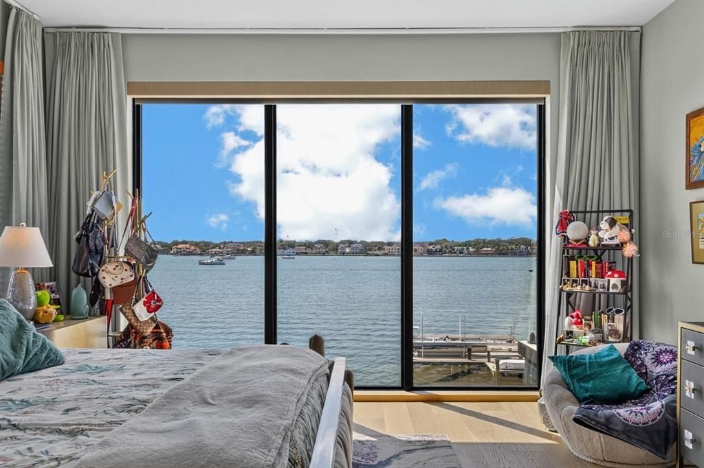 En Venta: $8,495,000 (4 camas, 5 baños, 6434 Pies cuadrados)