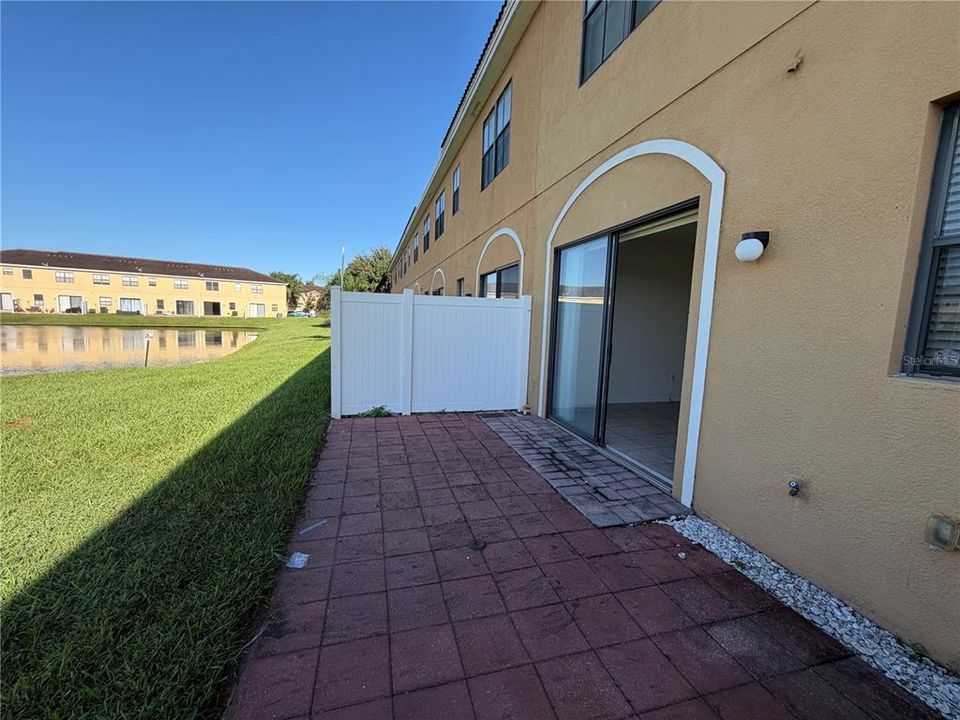 En Renta: $1,800 (3 camas, 2 baños, 1596 Pies cuadrados)