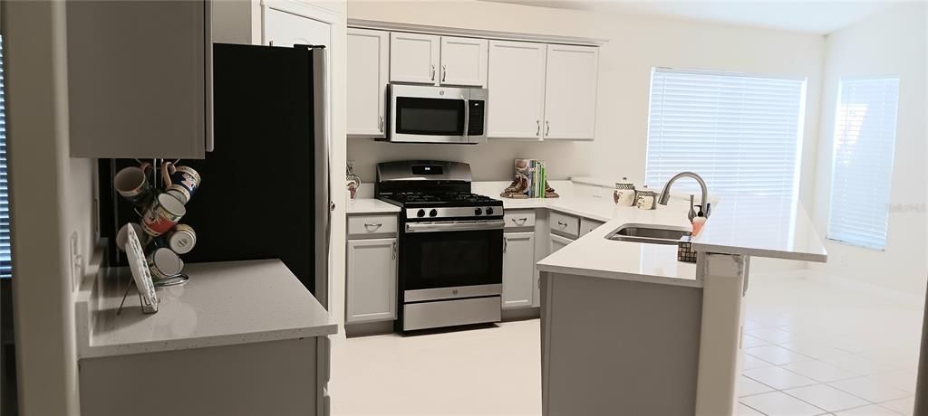 For Sale: $289,000 (3 beds, 2 baths, 1497 Square Feet)