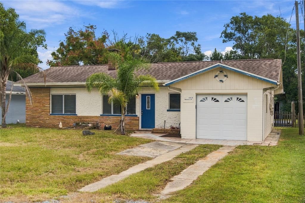 For Sale: $264,900 (3 beds, 2 baths, 1800 Square Feet)