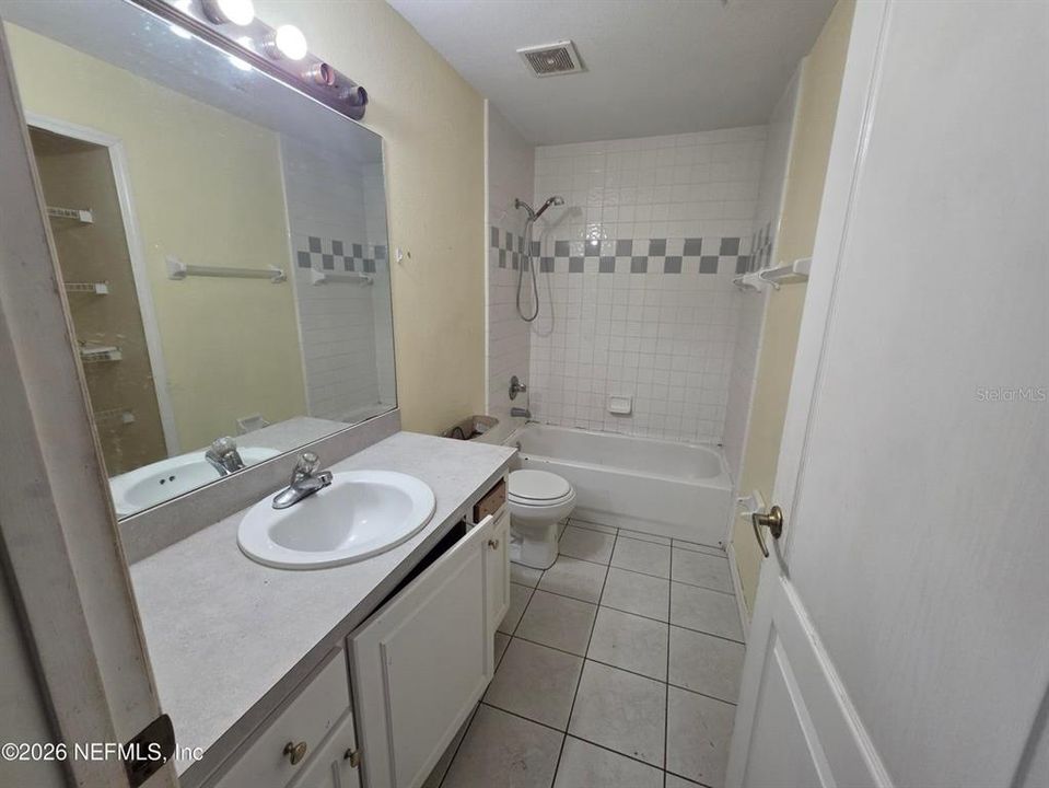 En Venta: $225,000 (3 camas, 2 baños, 1388 Pies cuadrados)
