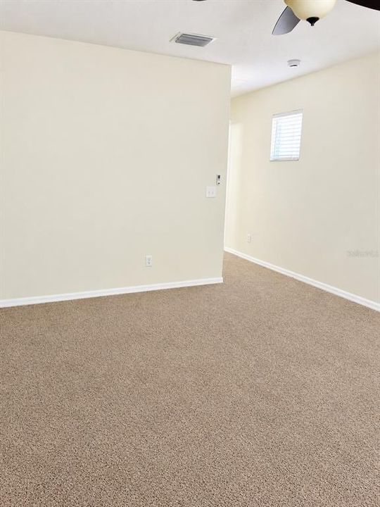 En Venta: $275,000 (3 camas, 2 baños, 1455 Pies cuadrados)