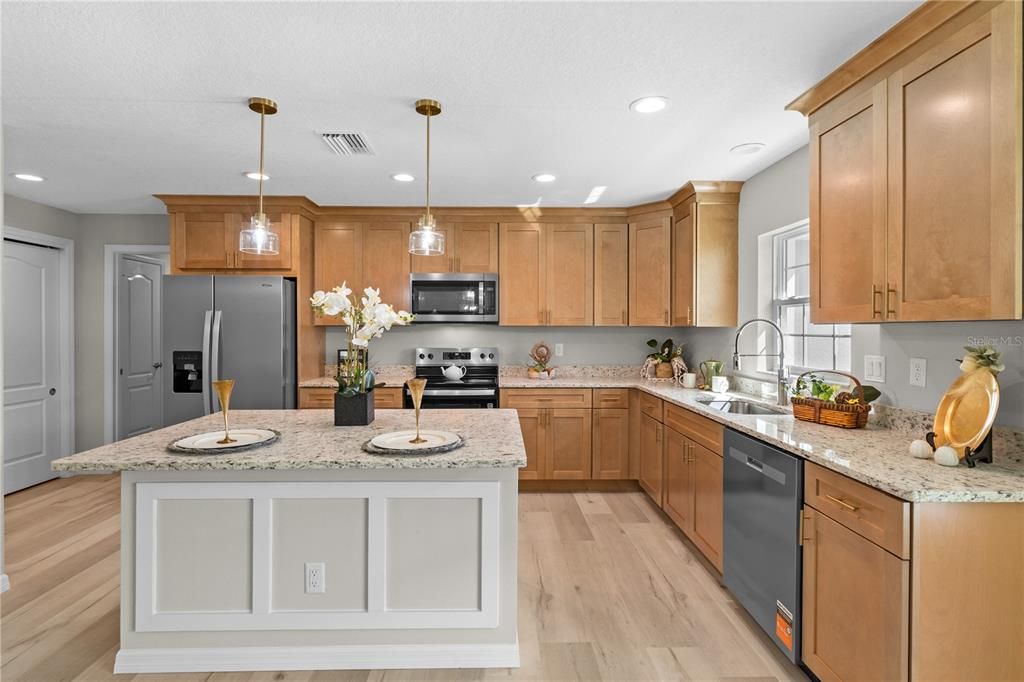 En Venta: $349,999 (3 camas, 2 baños, 1612 Pies cuadrados)