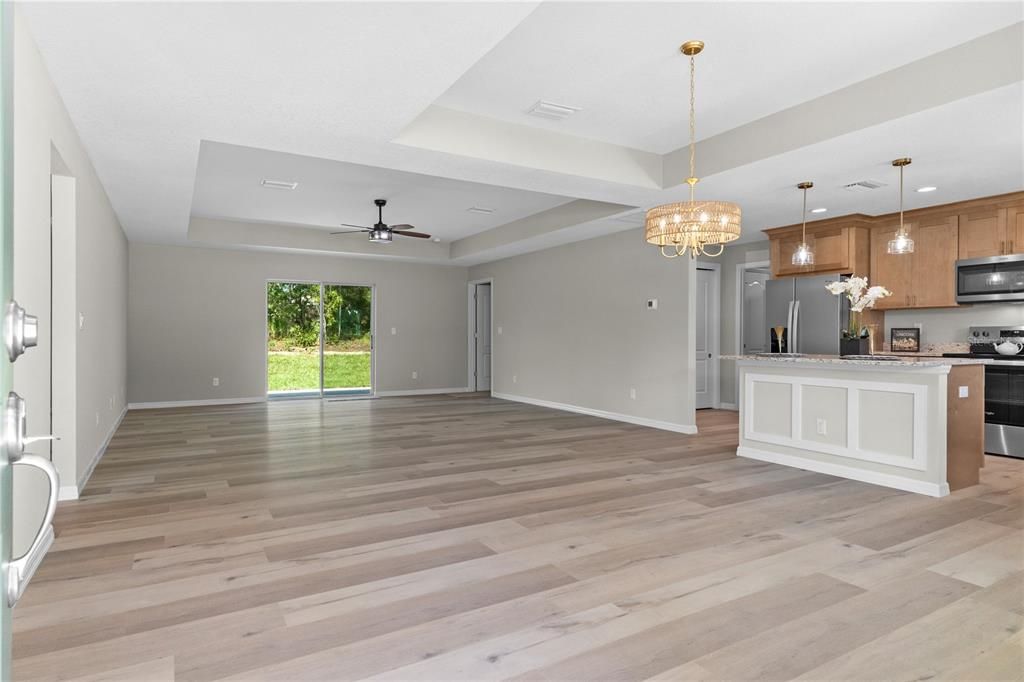 En Venta: $349,999 (3 camas, 2 baños, 1612 Pies cuadrados)