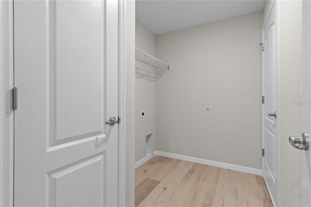 En Venta: $349,999 (3 camas, 2 baños, 1612 Pies cuadrados)