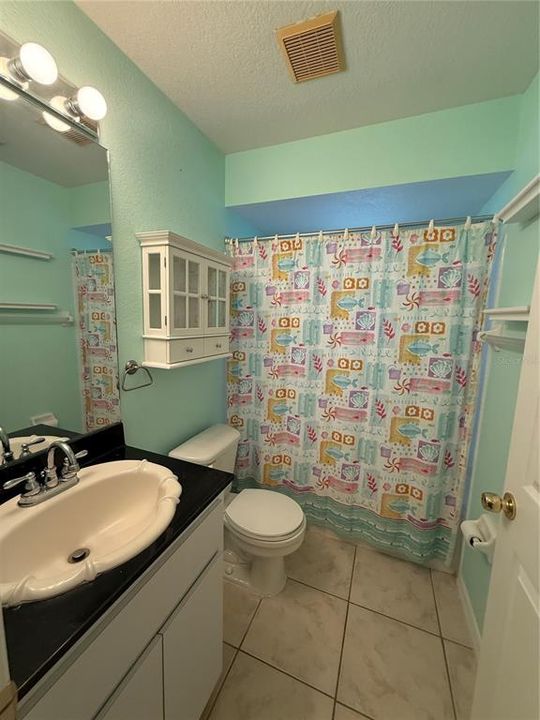 For Sale: $230,000 (3 beds, 2 baths, 1164 Square Feet)