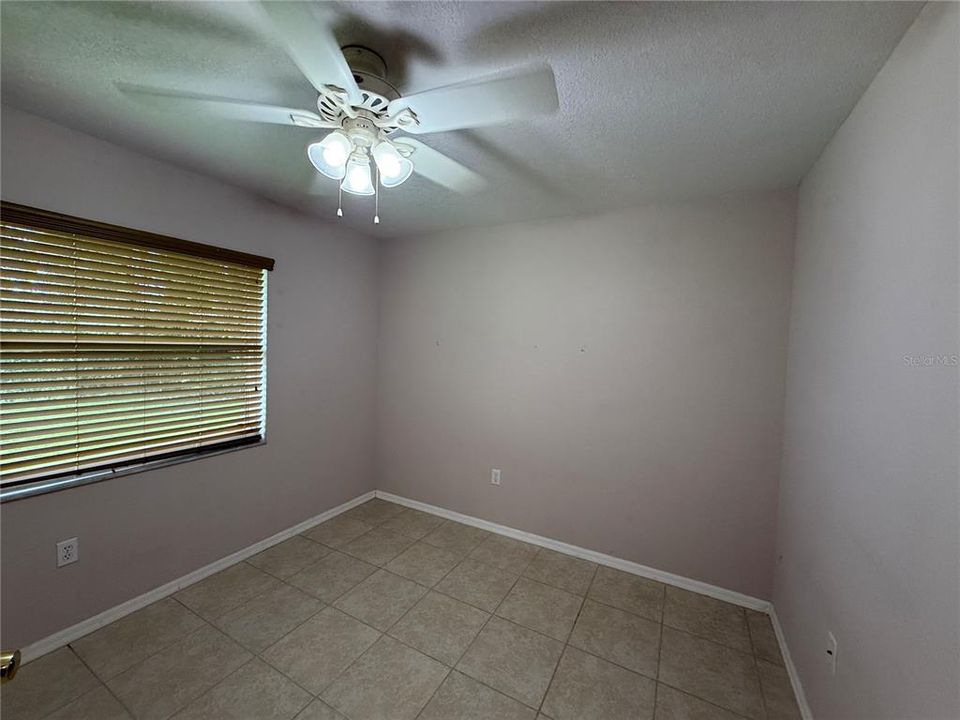 For Sale: $230,000 (3 beds, 2 baths, 1164 Square Feet)