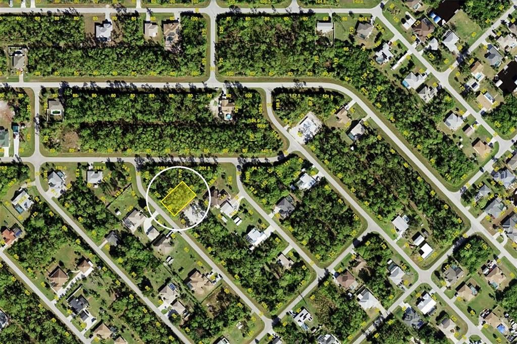 На продажу: $24,900 (0.23 acres)