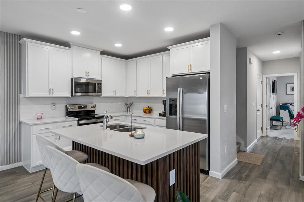 For Rent: $3,000 (4 beds, 3 baths, 1802 Square Feet)