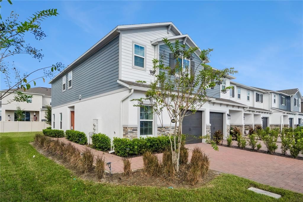 For Rent: $3,000 (4 beds, 3 baths, 1802 Square Feet)