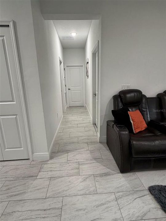 For Sale: $265,000 (4 beds, 2 baths, 1580 Square Feet)