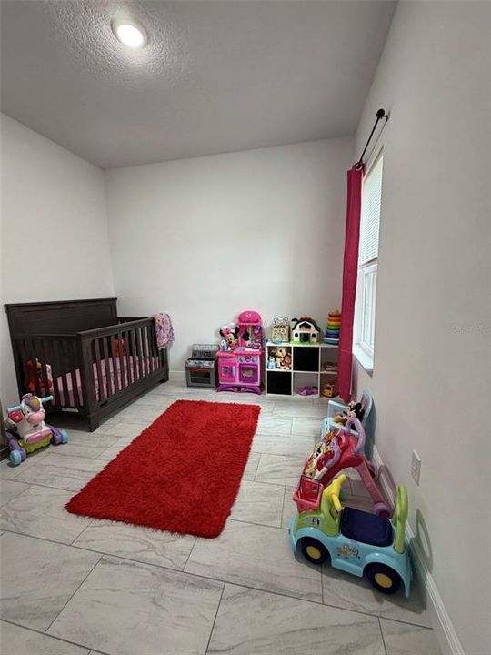For Sale: $265,000 (4 beds, 2 baths, 1580 Square Feet)