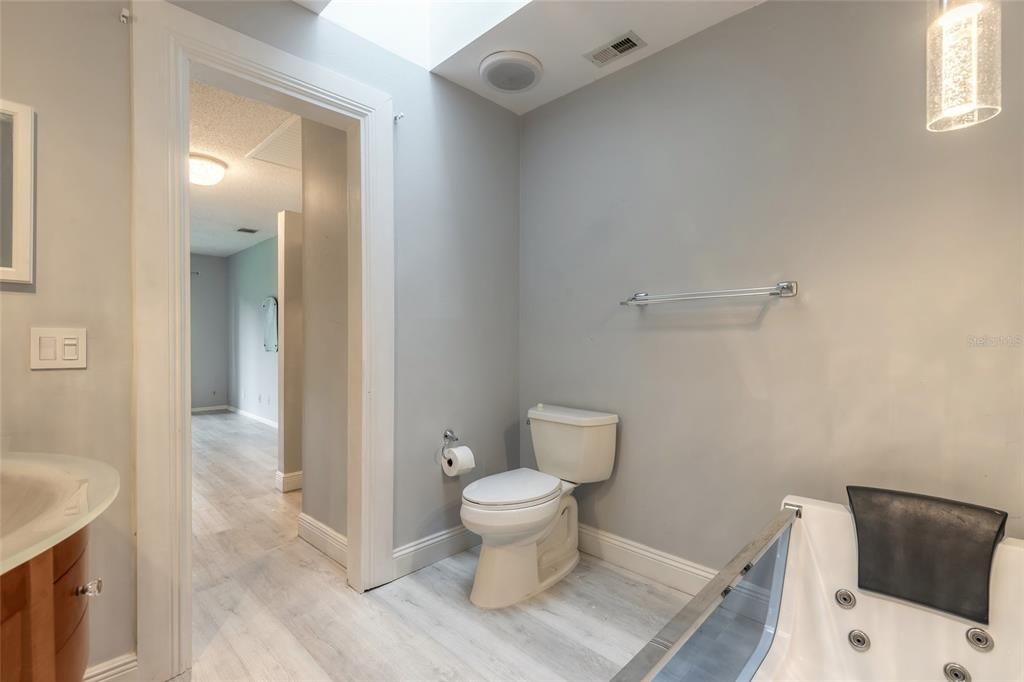 На продажу: $249,000 (3 спален, 2 ванн, 1506 Квадратных фут)