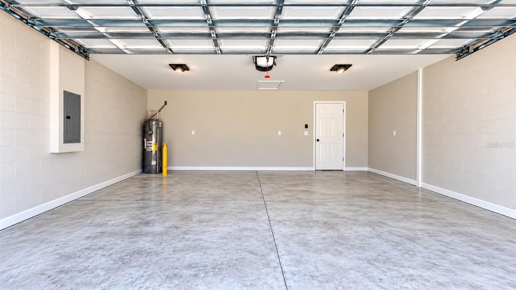 For Sale: $252,900 (3 beds, 2 baths, 1380 Square Feet)