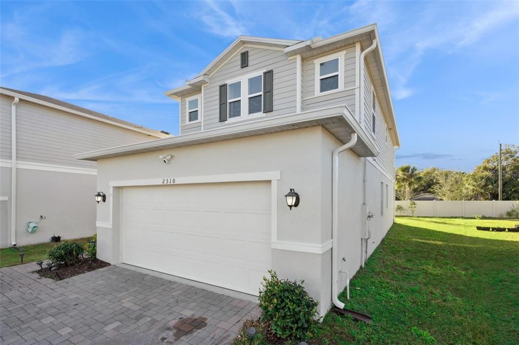 For Sale: $480,000 (4 beds, 3 baths, 2375 Square Feet)
