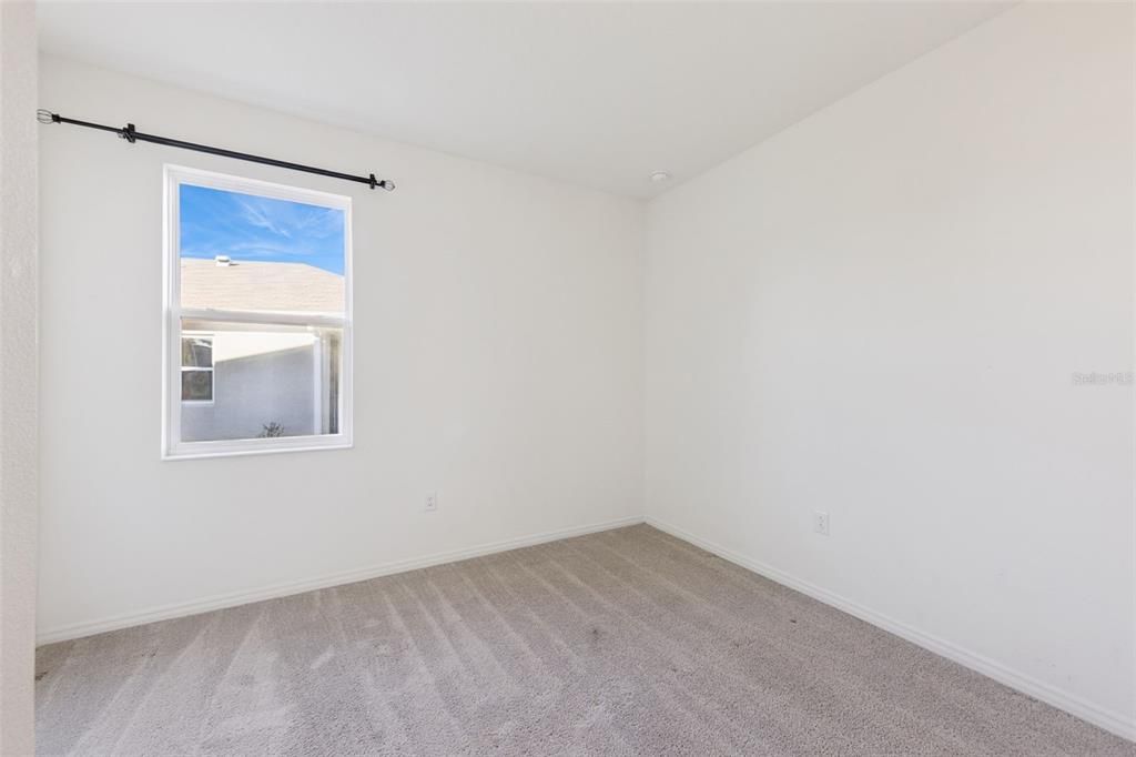 For Sale: $480,000 (4 beds, 3 baths, 2375 Square Feet)