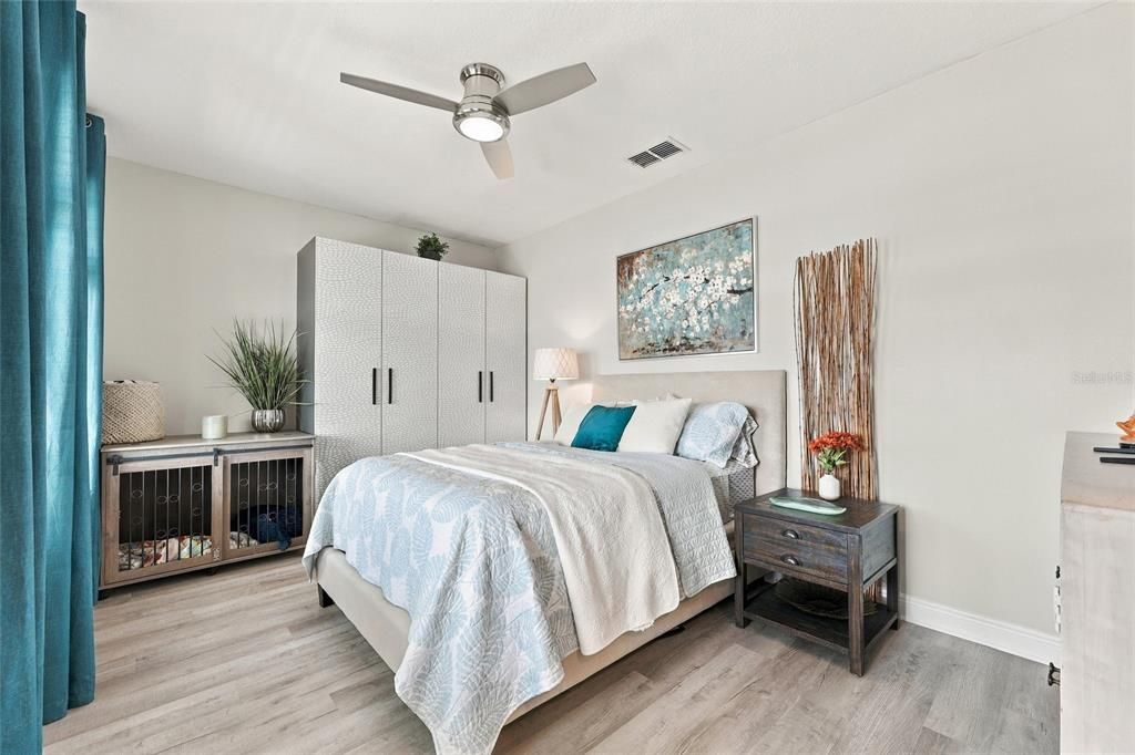 For Sale: $1,250,000 (5 beds, 4 baths, 3483 Square Feet)