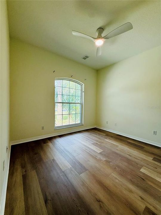 For Sale: $420,000 (3 beds, 2 baths, 1835 Square Feet)