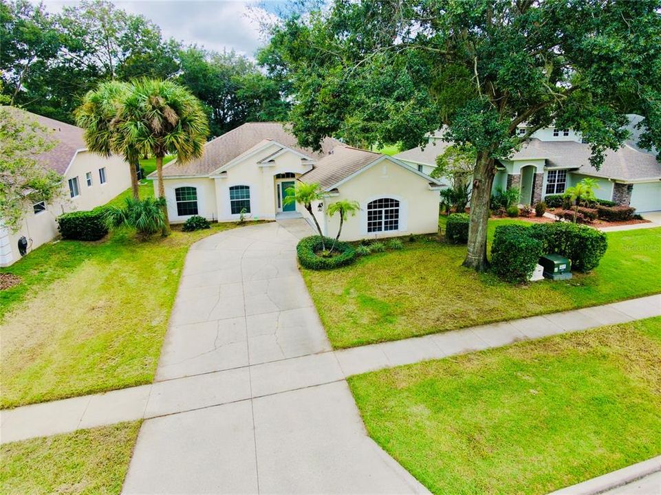For Sale: $420,000 (3 beds, 2 baths, 1835 Square Feet)