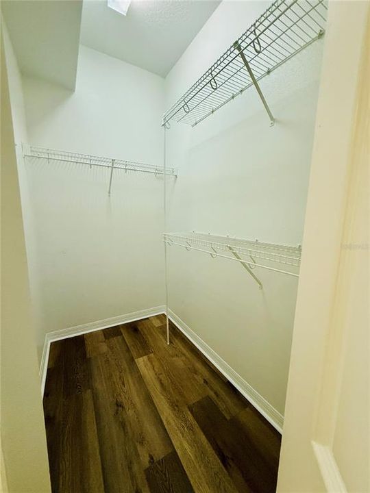 For Sale: $420,000 (3 beds, 2 baths, 1835 Square Feet)