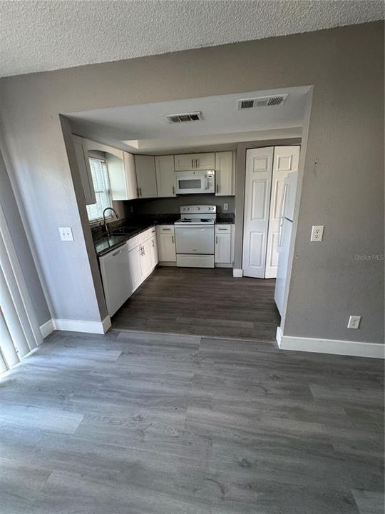 En Venta: $189,000 (2 camas, 2 baños, 1138 Pies cuadrados)