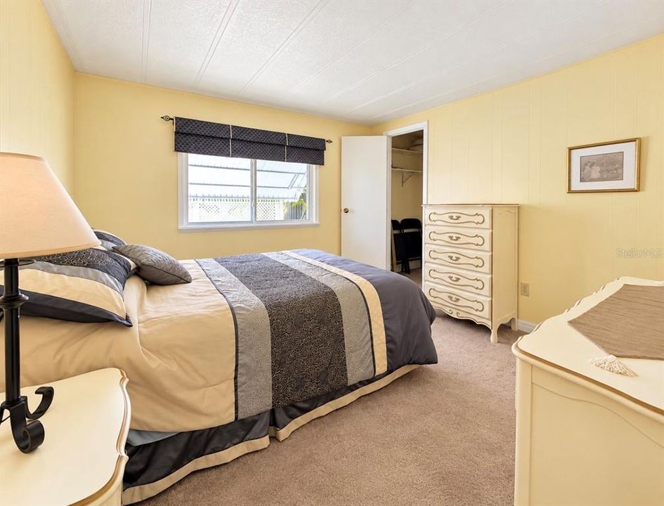For Sale: $164,900 (2 beds, 2 baths, 1020 Square Feet)