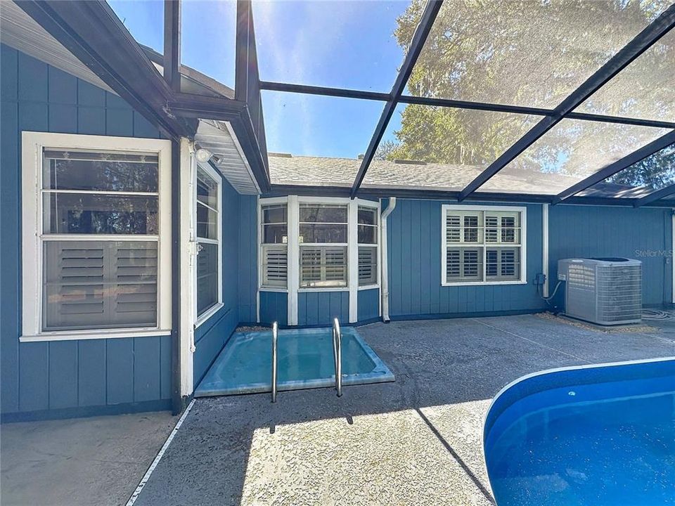 En Venta: $370,000 (3 camas, 2 baños, 1709 Pies cuadrados)