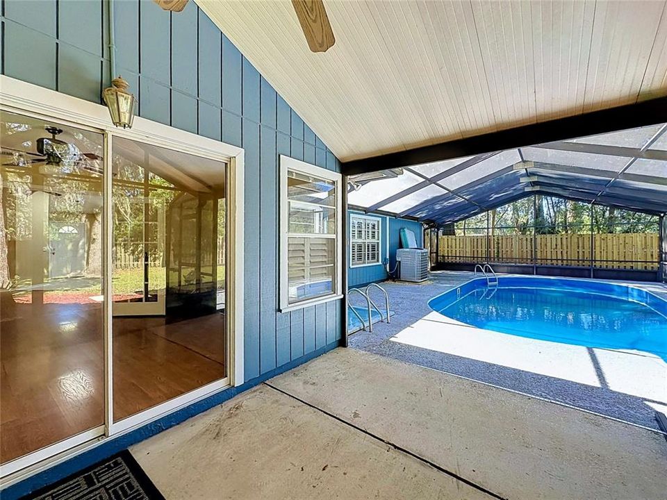 En Venta: $370,000 (3 camas, 2 baños, 1709 Pies cuadrados)