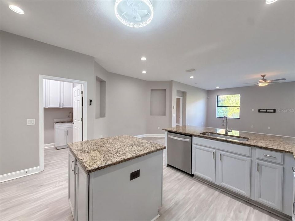 For Sale: $585,000 (5 beds, 4 baths, 3892 Square Feet)