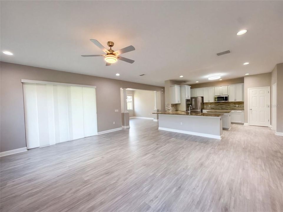For Sale: $585,000 (5 beds, 4 baths, 3892 Square Feet)