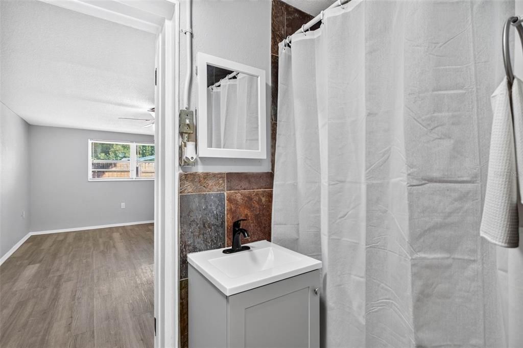 En Renta: $1,925 (3 camas, 2 baños, 1806 Pies cuadrados)