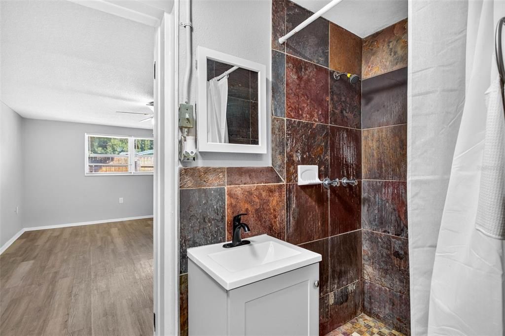En Renta: $1,925 (3 camas, 2 baños, 1806 Pies cuadrados)