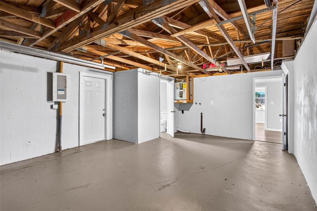 For Rent: $1,695 (3 beds, 2 baths, 986 Square Feet)