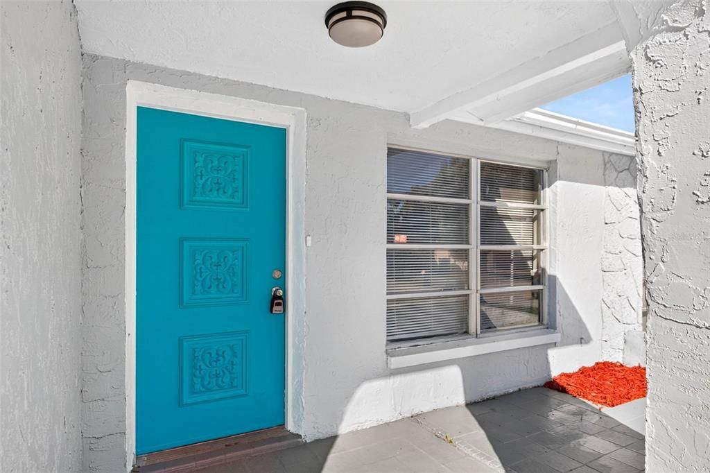 For Rent: $1,695 (3 beds, 2 baths, 986 Square Feet)