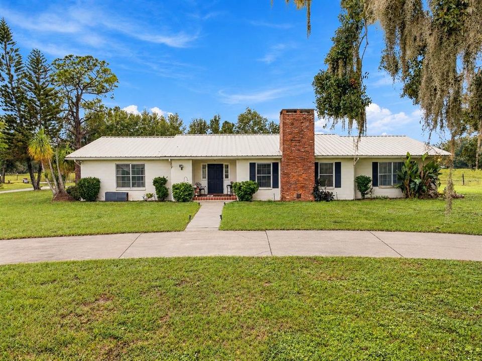 For Sale: $359,900 (3 beds, 2 baths, 3266 Square Feet)