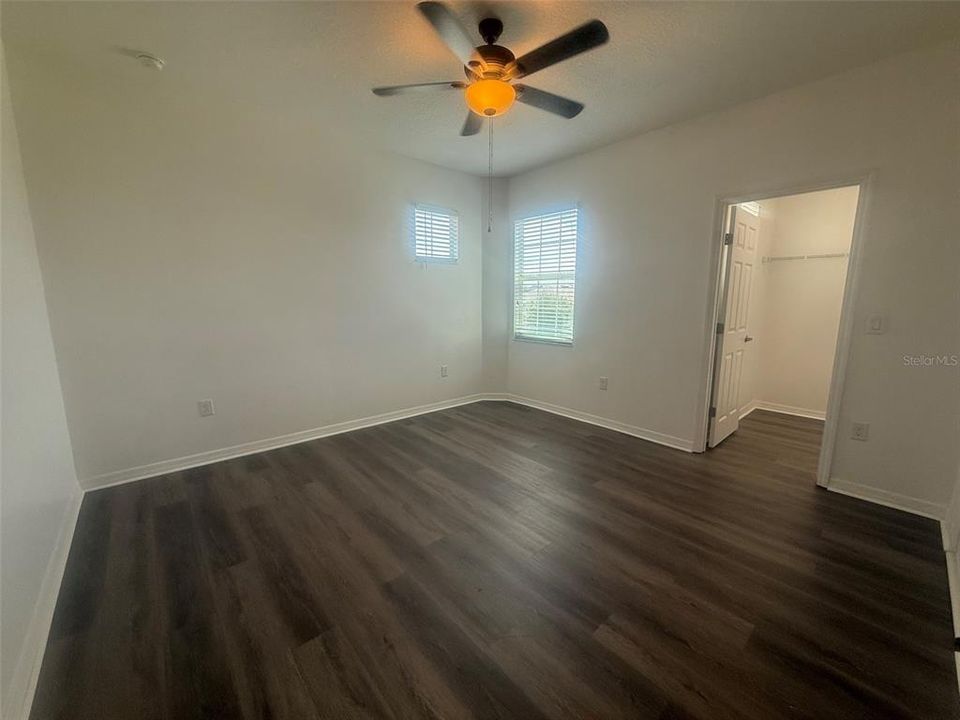 For Rent: $3,000 (5 beds, 3 baths, 3106 Square Feet)