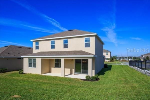For Rent: $3,000 (5 beds, 3 baths, 3106 Square Feet)