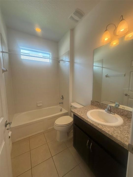 For Rent: $3,000 (5 beds, 3 baths, 3106 Square Feet)