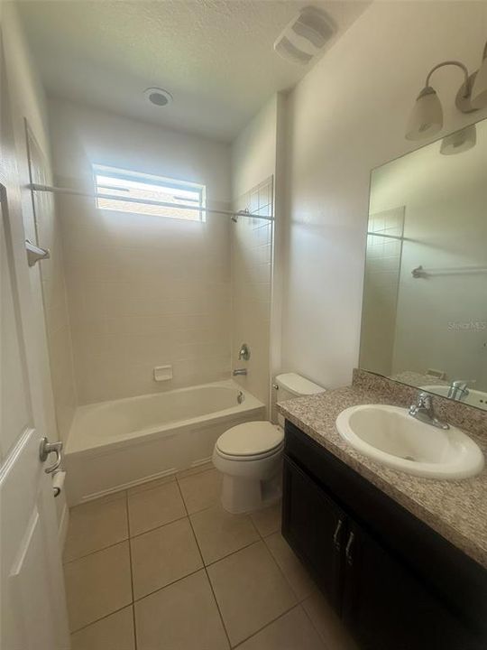 For Rent: $3,000 (5 beds, 3 baths, 3106 Square Feet)