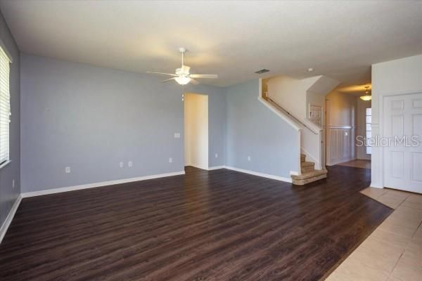 For Rent: $3,000 (5 beds, 3 baths, 3106 Square Feet)