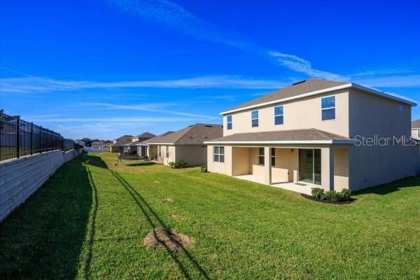 For Rent: $3,000 (5 beds, 3 baths, 3106 Square Feet)