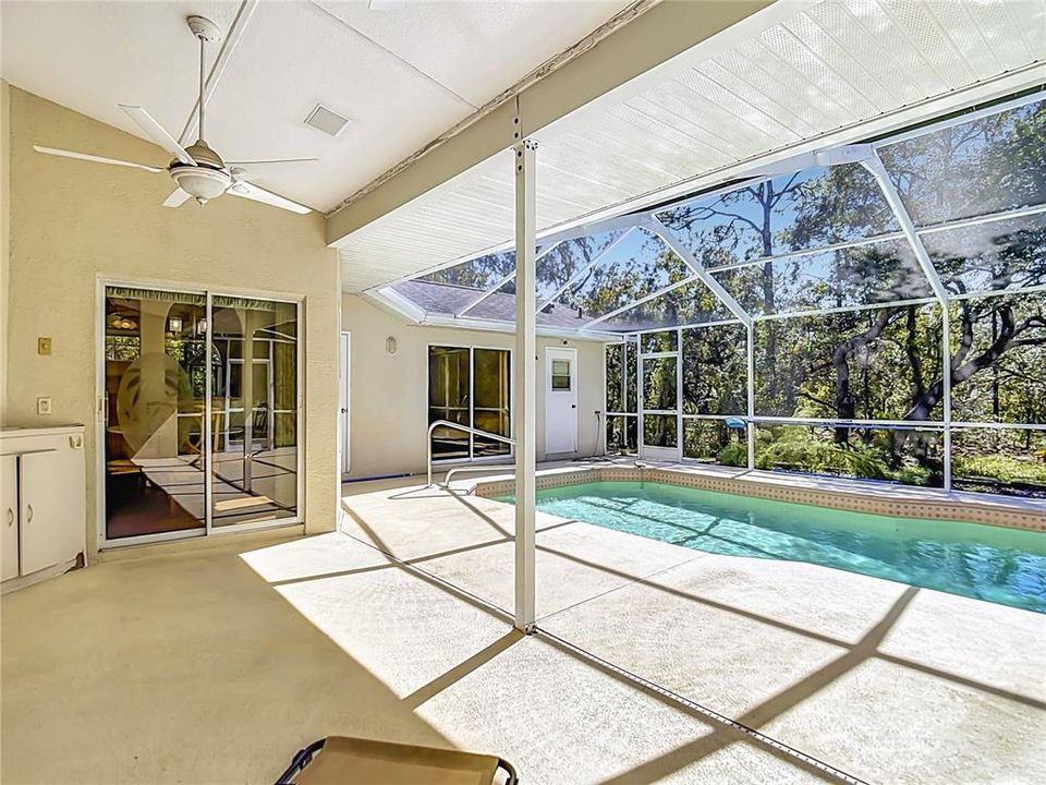 En Venta: $395,000 (4 camas, 3 baños, 2268 Pies cuadrados)