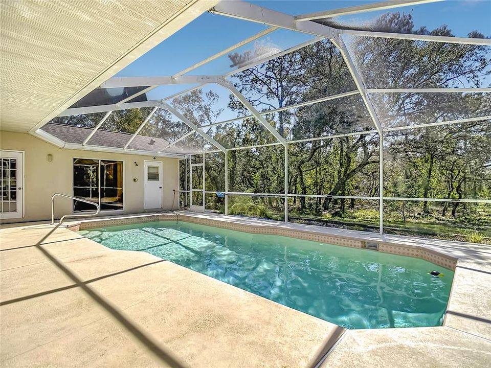 En Venta: $395,000 (4 camas, 3 baños, 2268 Pies cuadrados)
