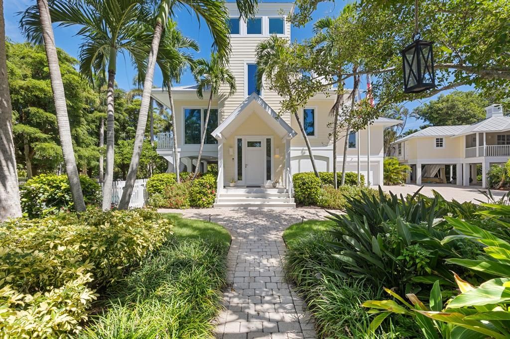 En Venta: $7,300,000 (8 camas, 7 baños, 5792 Pies cuadrados)