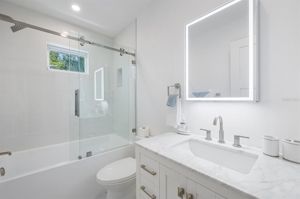 En Venta: $7,300,000 (8 camas, 7 baños, 5792 Pies cuadrados)