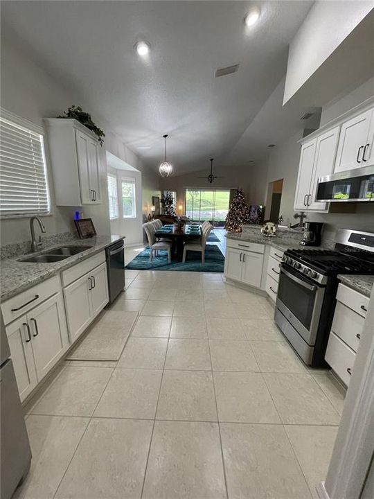 En Venta: $399,000 (3 camas, 2 baños, 1753 Pies cuadrados)