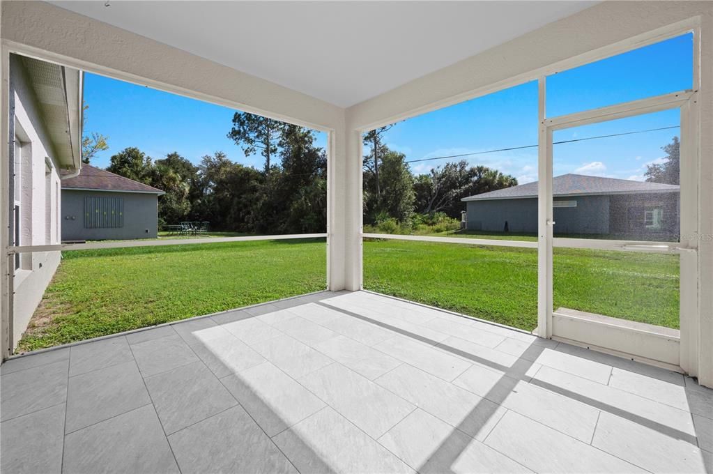 For Sale: $329,500 (3 beds, 2 baths, 2020 Square Feet)